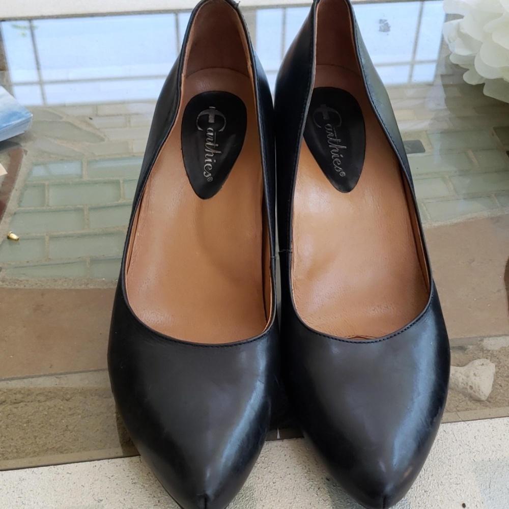 Earthies ...bad feet? These are for you!
